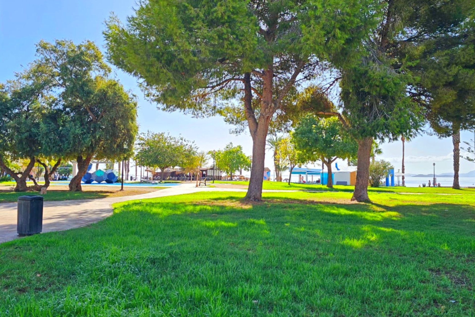 Venta - Chalet - Los Alcázares