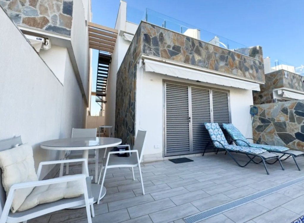 Venta - Chalet - Los Alcázares