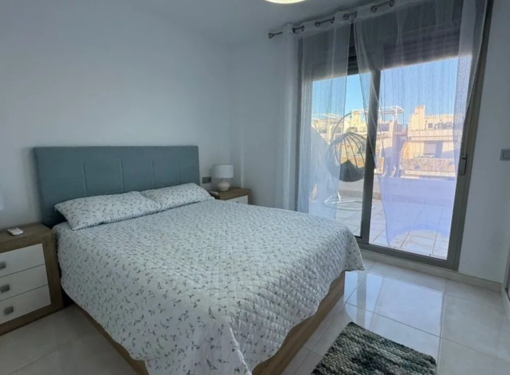 Venta - Chalet - Los Alcázares