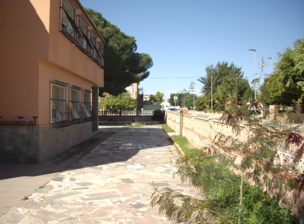 Venta - Chalet - Los Alcázares