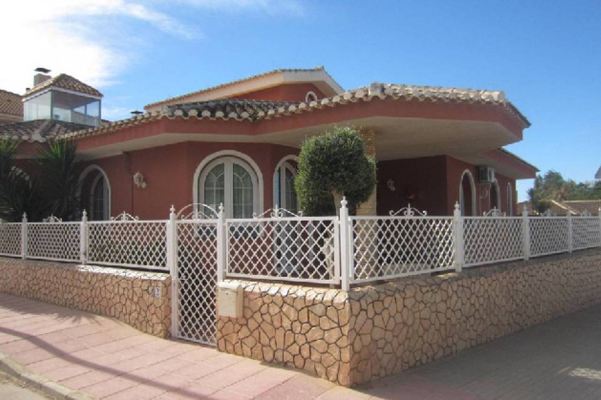Venta - Chalet - Roda - Dolores de Pacheco