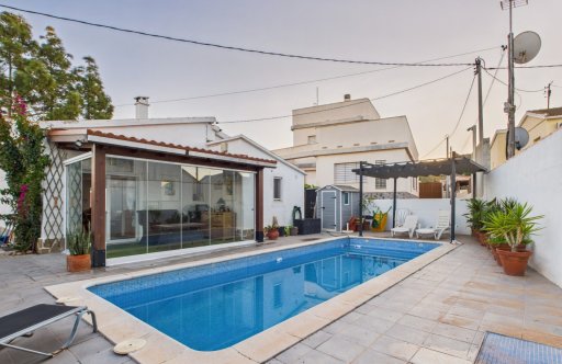 Villa - Sale - El Carmoli - El Carmoli